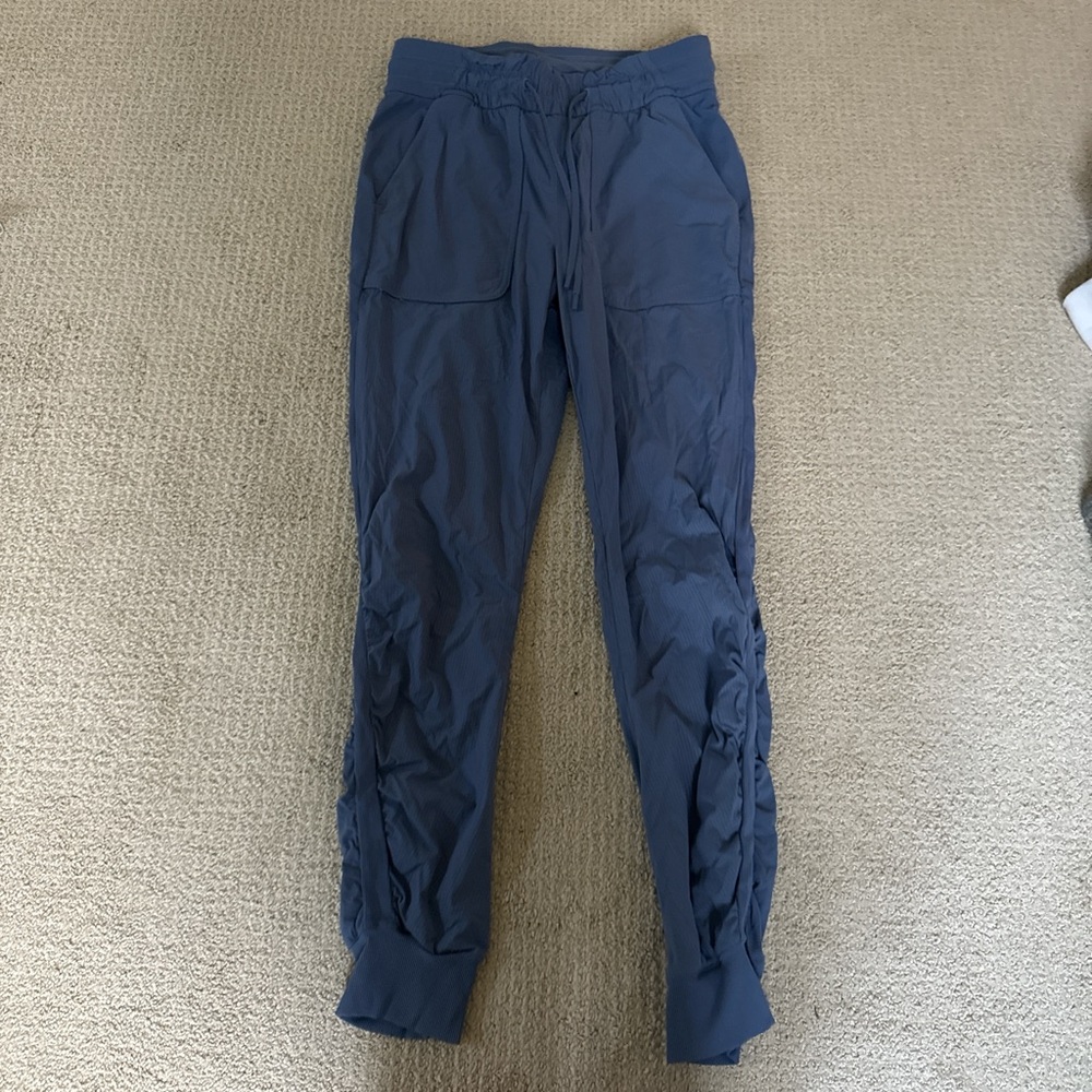 Lululemon joggers